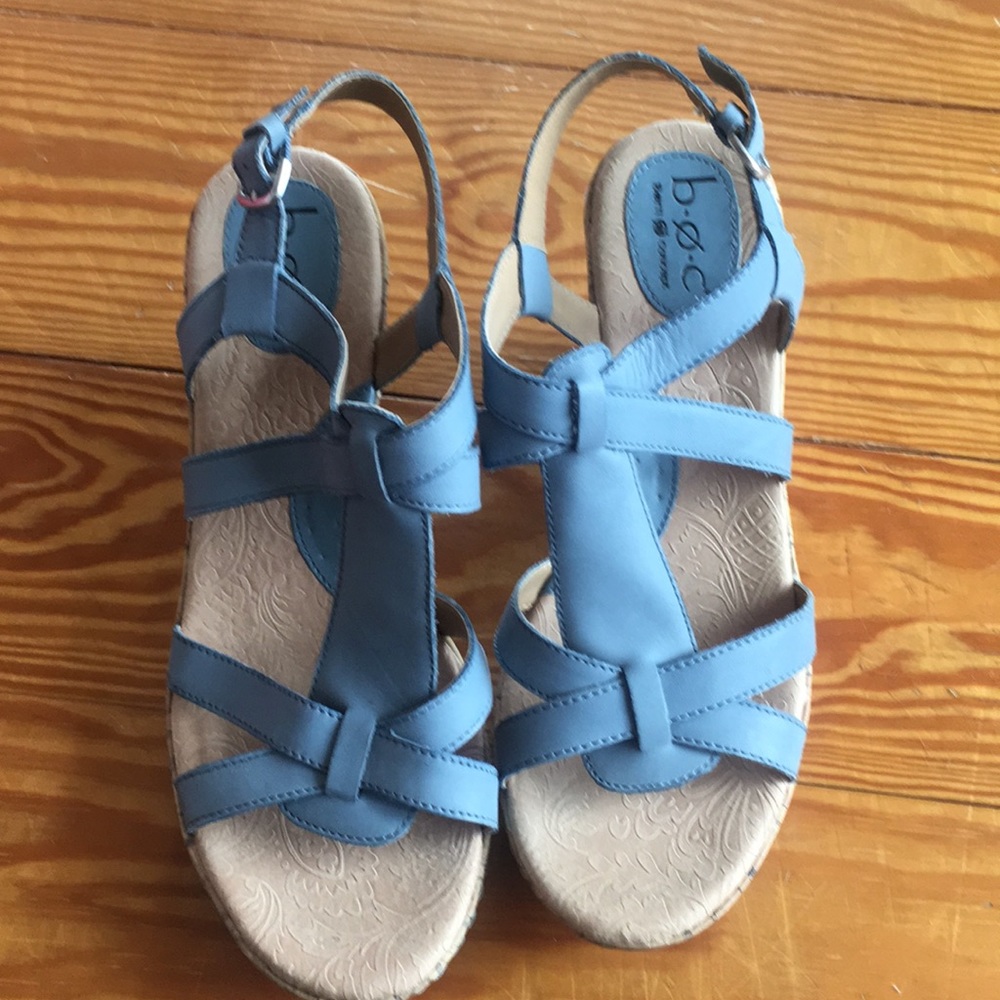 BOC Summer Sandals, worn once outside, no damage!